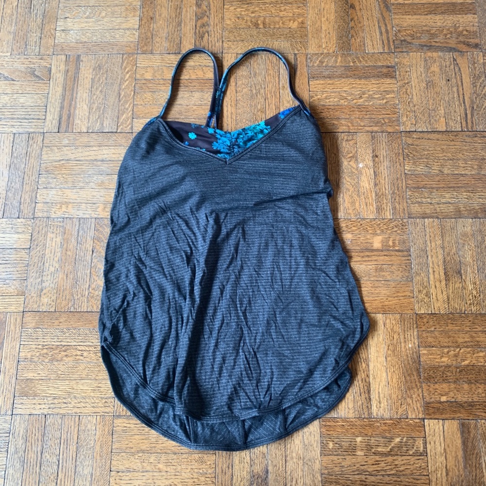 Lulu active top size 4